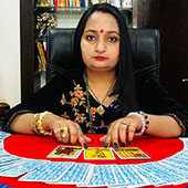 Astrologer Varnika